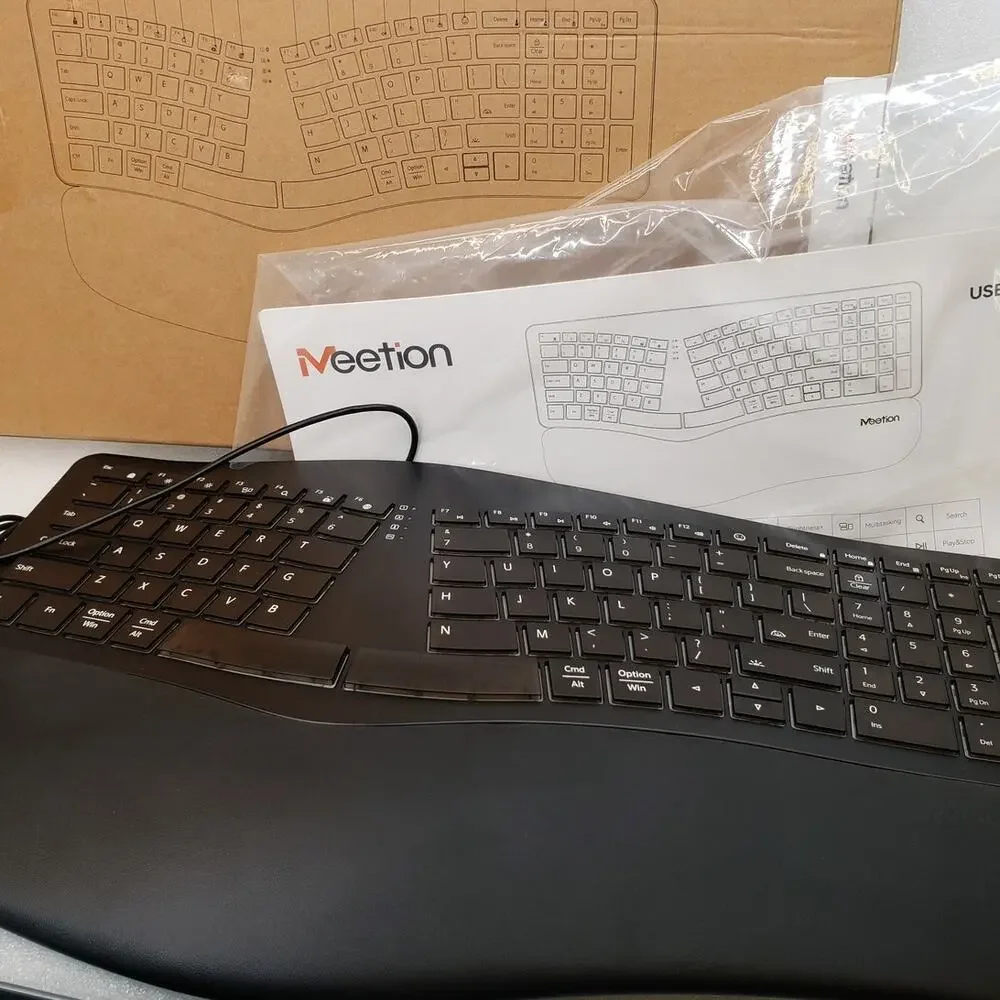Meetion K2000 Ergonomic Wired Keyboard with Wrist Rest (Black)
